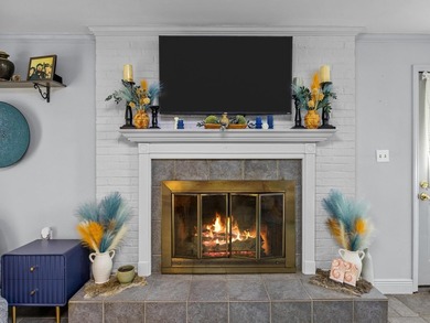 TTucked away on 6.38 peaceful acres in the heart of Campobello - photo 5