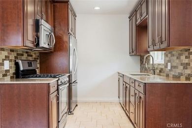 Charming Own-Your-Own Unit in the Heart of Alamitos Beach - photo 6