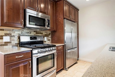 Charming Own-Your-Own Unit in the Heart of Alamitos Beach - photo 7