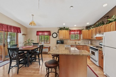 Turn Key Lake Arrowhead Pines Course Home! Superb location just - photo 13