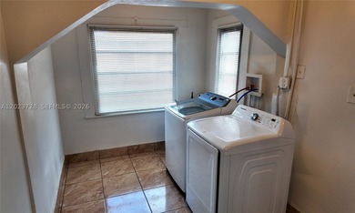 Great opportunity for first-time homebuyers or investors looking - photo 16