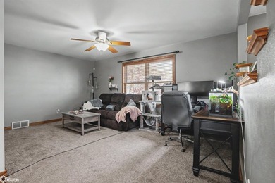 Welcome to this well-maintained and move-in ready 3-bedroom - photo 8