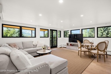 Perched on one of the most optimal locations above Willoughby - photo 20