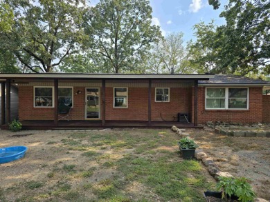 Lake Hamilton Home For Sale in Hot Springs Arkansas