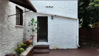 Great opportunity for first-time homebuyers or investors looking - photo 22