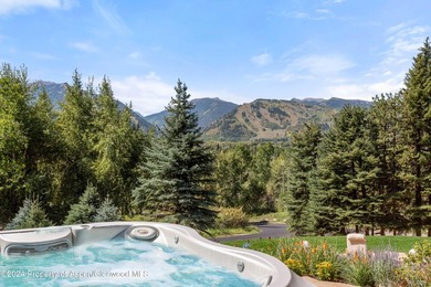 Perched on one of the most optimal locations above Willoughby - photo 31