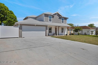Welcome home to this gem in The Landing at Cross Creek, one of - photo 3