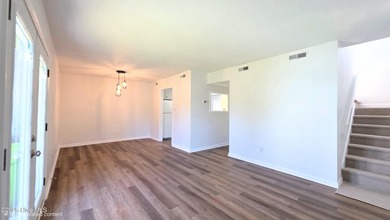 Escape to the sought-after waterfront community of Harbour Walk - photo 7