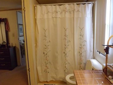 Come and check this manufactured home out with a lot going for - photo 13