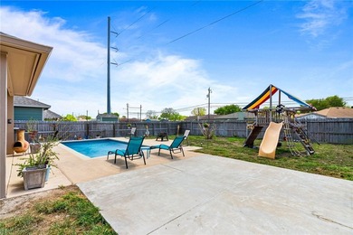 Imagine sunny afternoons spent in your own backyard paradise - photo 23