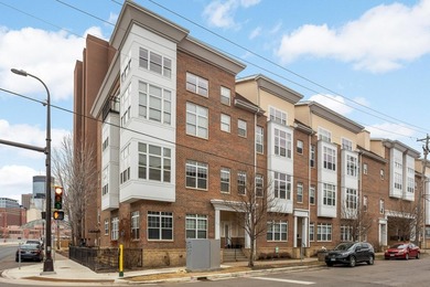 Spectacular 2-story condo offering style, comfort and space! - photo 3