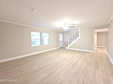 Rare Dual-Residence Gem: Two Fully Remodeled Homes on One Lot! - photo 9