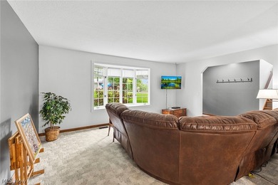 Beautifully updated 3 bedroom, 2 full bath home with year-round - photo 11