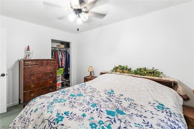 Beautifully updated 3 bedroom, 2 full bath home with year-round - photo 18
