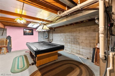 Beautifully updated 3 bedroom, 2 full bath home with year-round - photo 26
