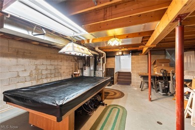 Beautifully updated 3 bedroom, 2 full bath home with year-round - photo 27