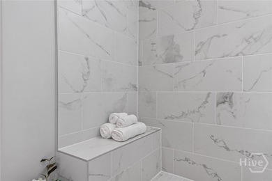 Welcome to Luxury Waterfront Living in the Highly Sought-After - photo 33