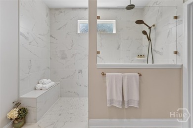 Welcome to Luxury Waterfront Living in the Highly Sought-After - photo 34