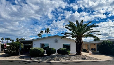 (private lake, pond, creek) Home For Sale in Apache Junction Arizona