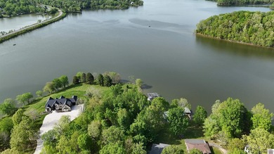 Incredible investment opportunity on Lake Barkley! Two adjoining - photo 9