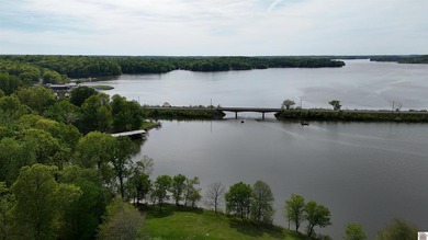 Incredible investment opportunity on Lake Barkley! Two adjoining - photo 10