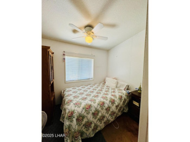 Back on the market! Welcome to this well-maintained 2000