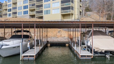 Motivated Seller!! Experience elevated lake living in this - photo 16