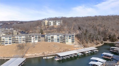 Motivated Seller!! Experience elevated lake living in this - photo 19