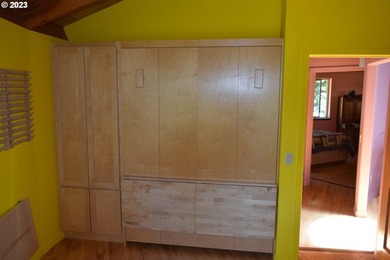 Ocean View Acreage!!! Charming two-bedroom, one-bath artist - photo 23