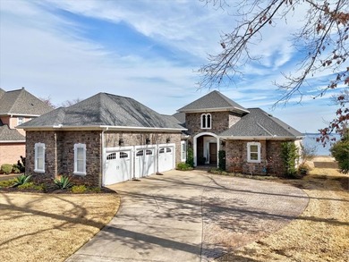 Lake Greenwood Home For Sale in Ninety Six South Carolina