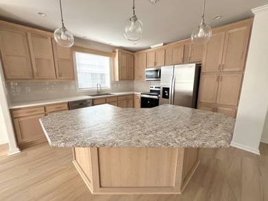 CURRENTLY UNDER CONSTRUCTION! Welcome to Mid Florida Lakes, a - photo 4