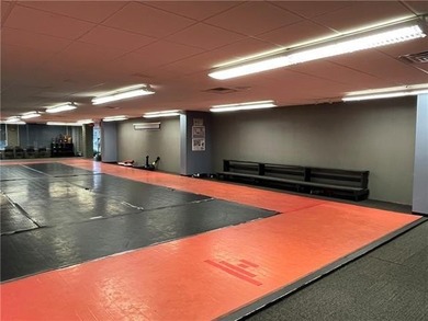 Prime highway commercial property with high visibility and quick