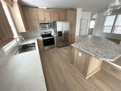 CURRENTLY UNDER CONSTRUCTION! Welcome to Mid Florida Lakes, a - photo 5