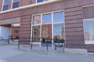 Experience the pinnacle of downtown Burlington living in this - photo 4