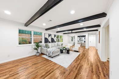 Discover timeless elegance blended with modern luxury in this - photo 3