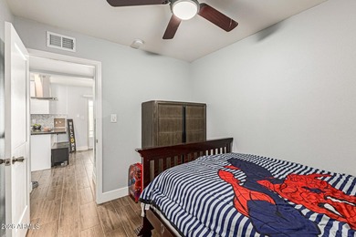 Check out this charming townhome in the peaceful Bellair! With 3 - photo 14