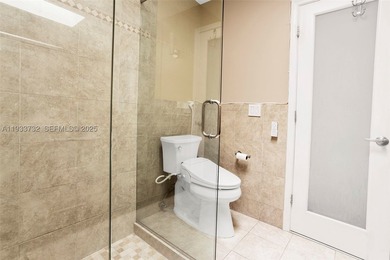 Welcome to easy living in this beautifully updated 3-bedroom - photo 15