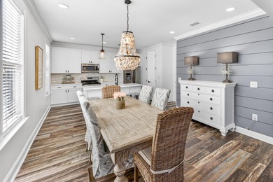 JUST REDUCED! UPGRADED AND UPDATED! This 2,348 SF corner-lot - photo 16