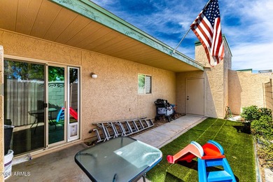 Check out this charming townhome in the peaceful Bellair! With 3 - photo 18