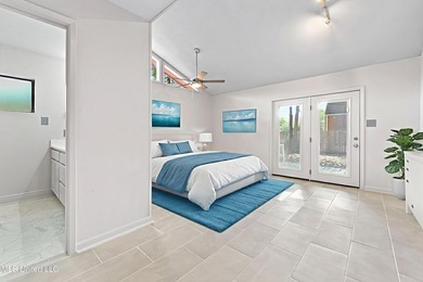 Welcome home to Redwood & Cedar in the heart of Ocean Springs' - photo 8