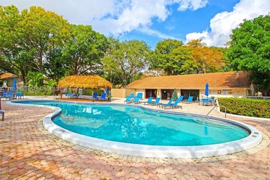 Welcome to easy living in this beautifully updated 3-bedroom - photo 30