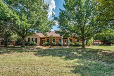 Joe Pool Lake Home For Sale in Cedar Hill Texas