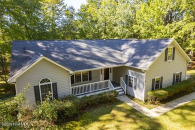 Neuse River Home For Sale in Oriental North Carolina