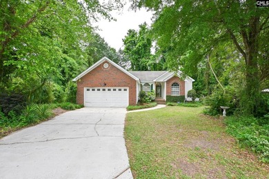 Welcome to 104 Fawn Ct in the heart of Lexington, where comfort - photo 2