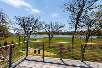 NEW WATERFRONT CONSTRUCTION Thoughtfully crafted and beautifully - photo 12