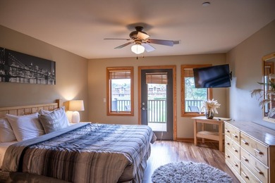 Highly desirable *05* unit condo in an excellent location! This - photo 13