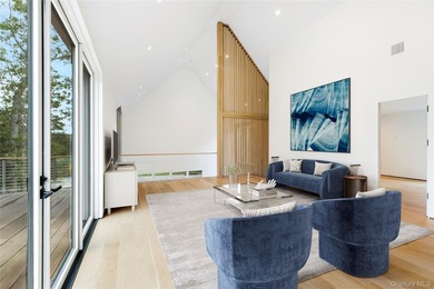 NEW WATERFRONT CONSTRUCTION Thoughtfully crafted and beautifully - photo 14