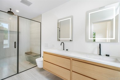 NEW WATERFRONT CONSTRUCTION Thoughtfully crafted and beautifully - photo 15