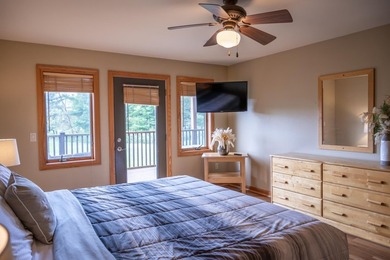 Highly desirable *05* unit condo in an excellent location! This - photo 16