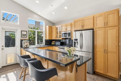 A beautiful Single-story home in the popular Heritage Place - photo 8